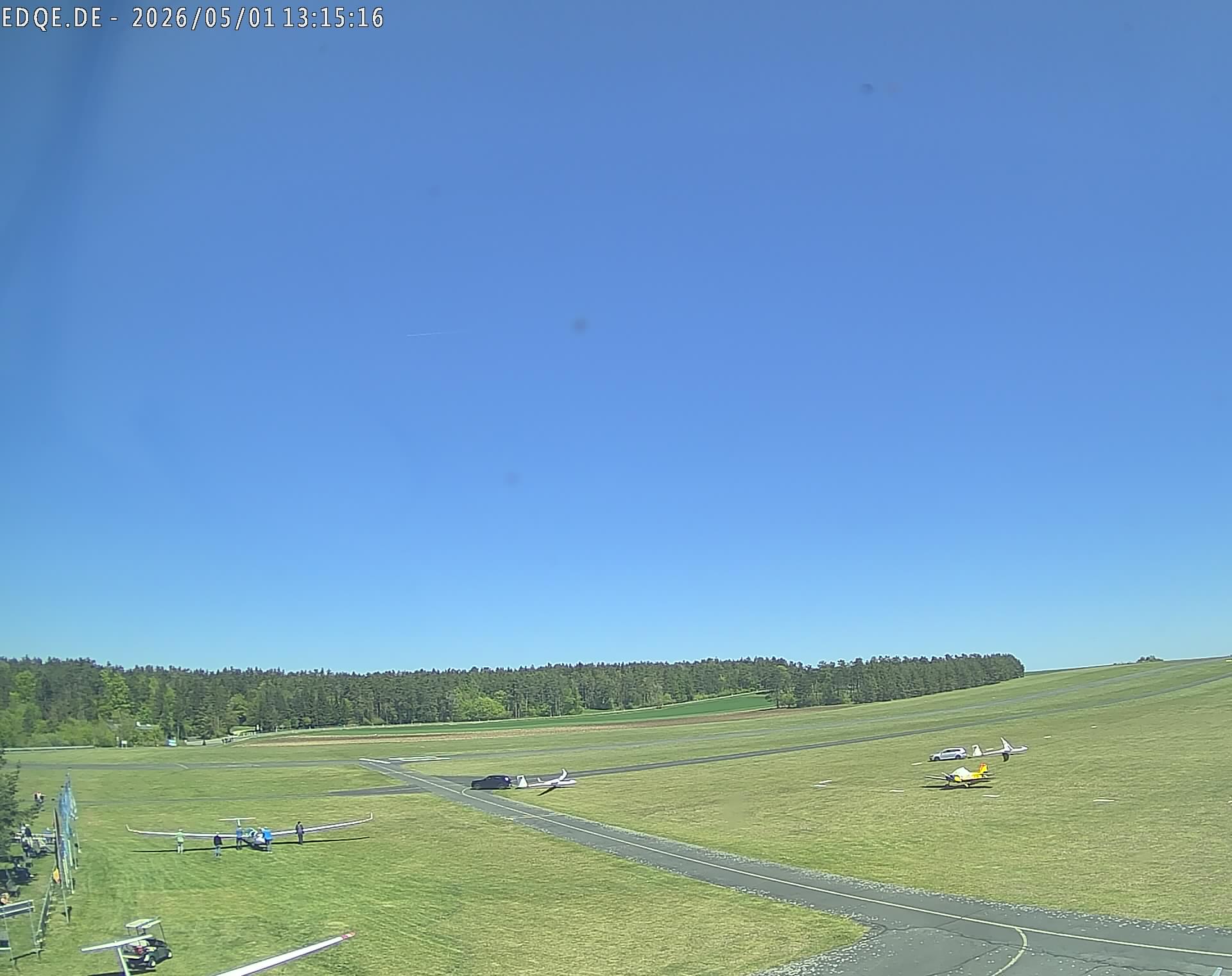EDQE Webcam-1